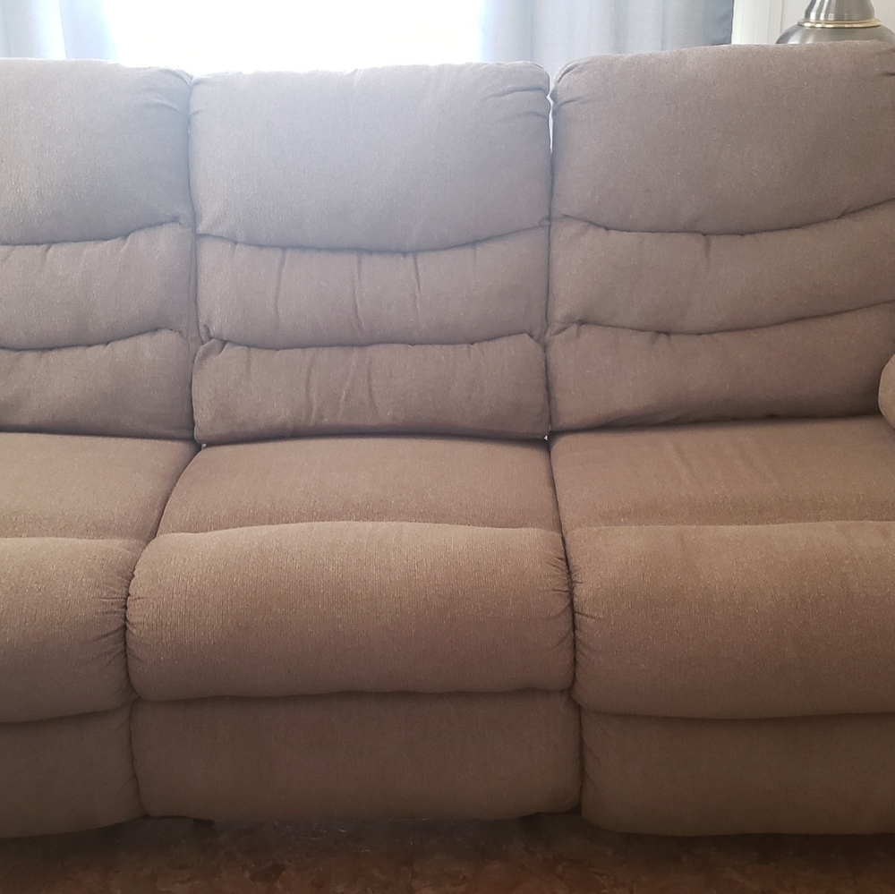 Couch recliner